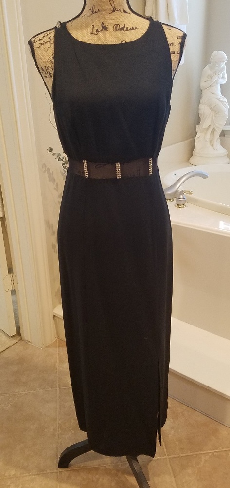 Black Cocktail TLENGTH dress